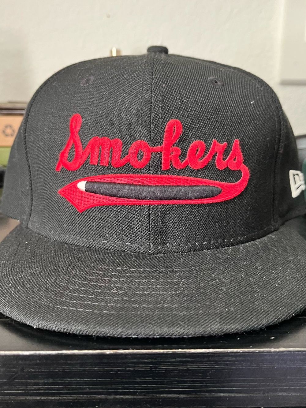 Smokers Black & Red Snapback Cap